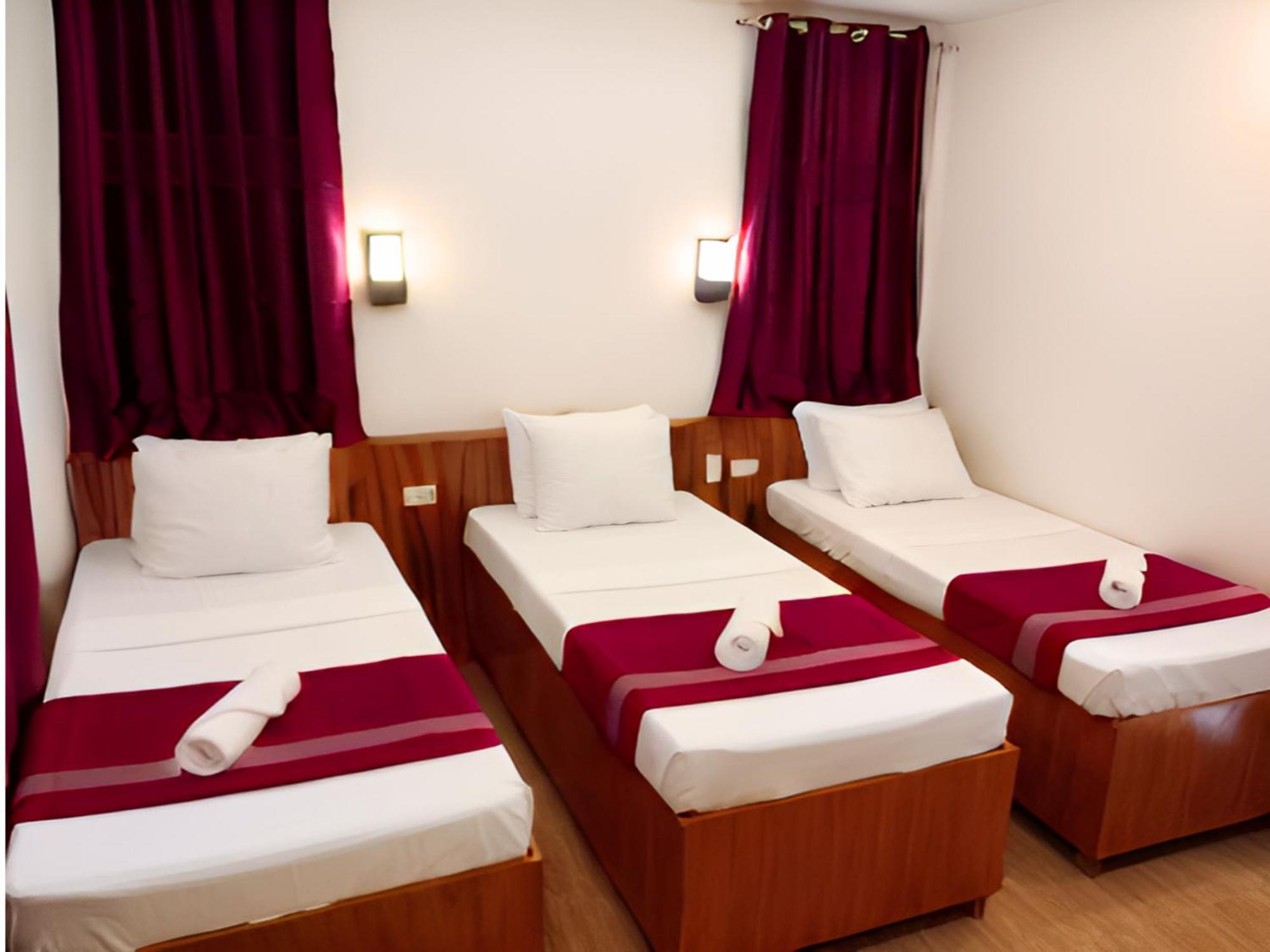 Dy Heritage Suites Vigan Exteriör bild