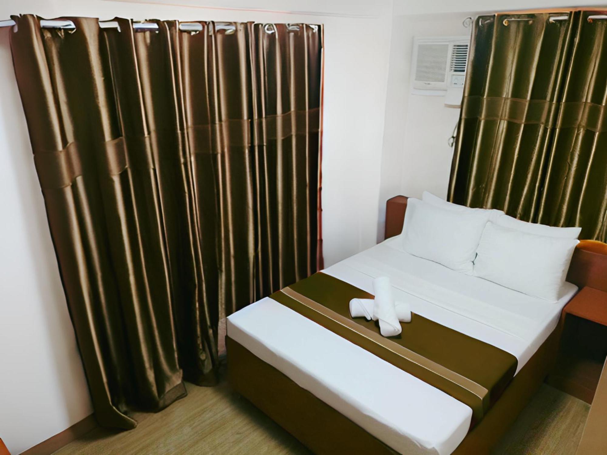 Dy Heritage Suites Vigan Exteriör bild