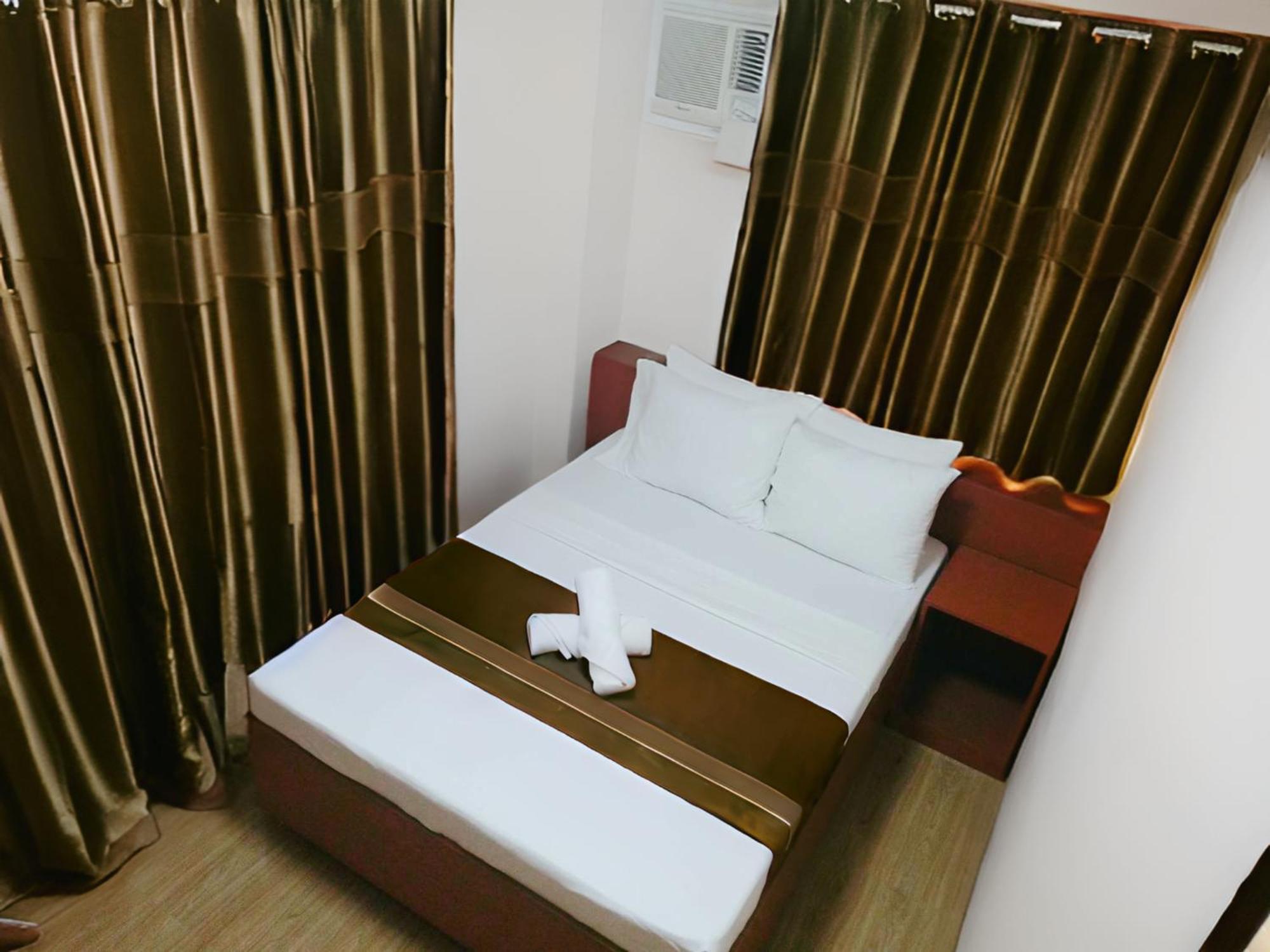 Dy Heritage Suites Vigan Exteriör bild