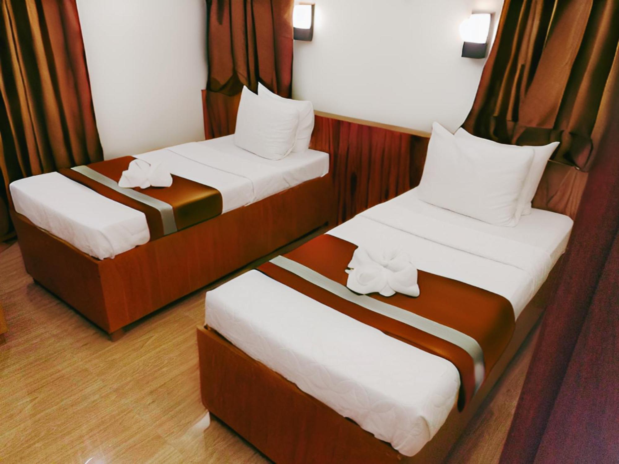 Dy Heritage Suites Vigan Exteriör bild