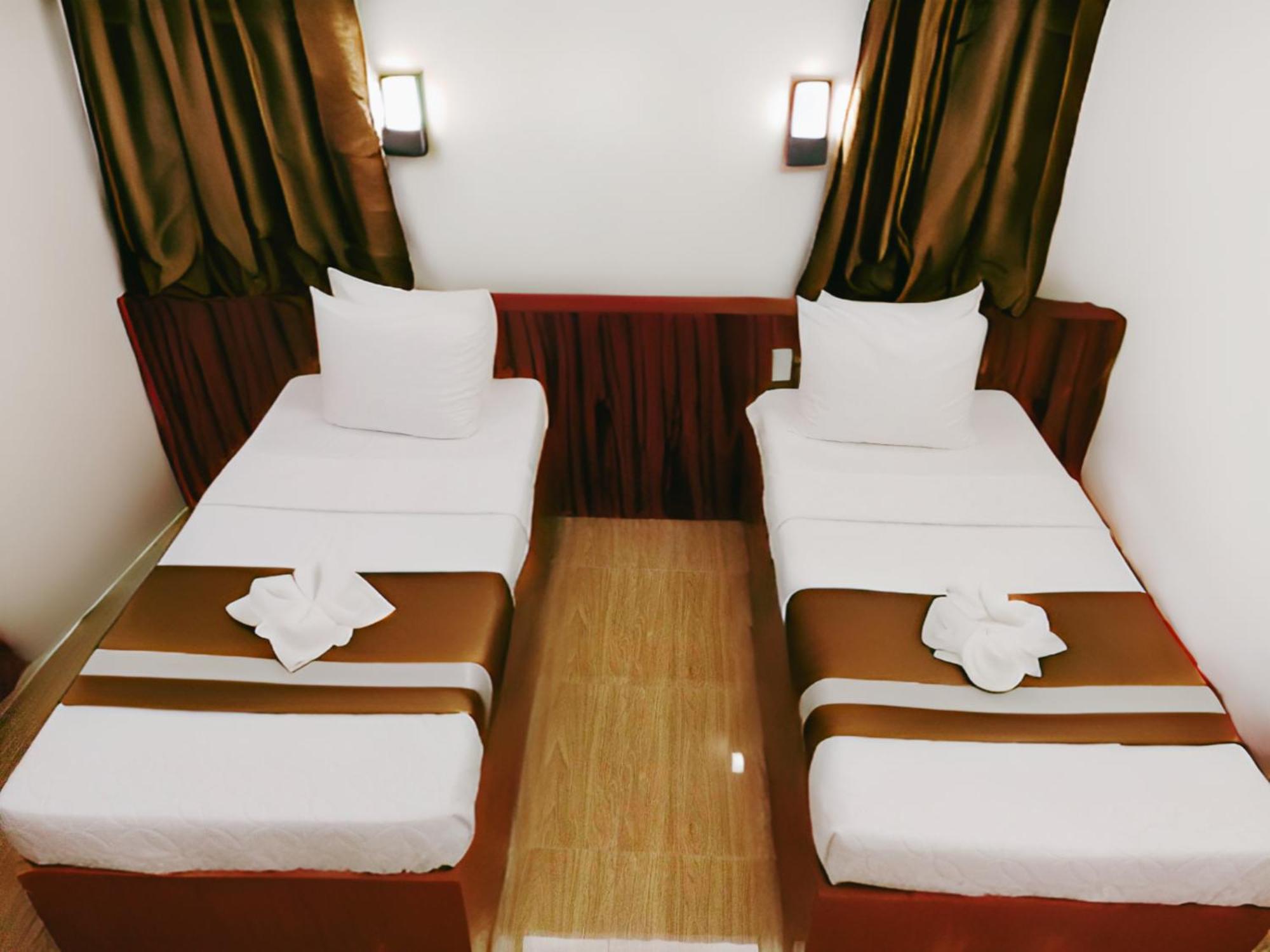 Dy Heritage Suites Vigan Exteriör bild